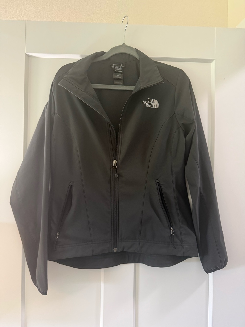 The North Face Women’s Apex Softshell Jacket Black Size Medium
